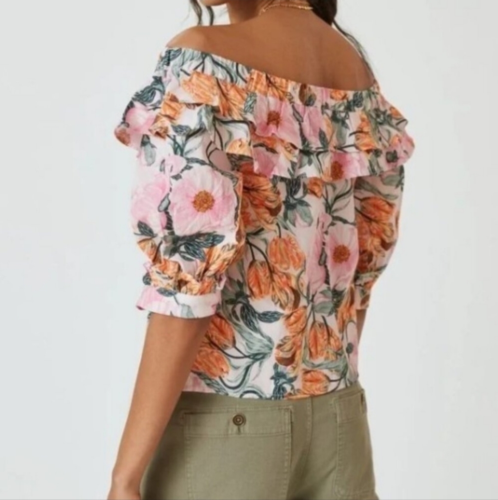 ๐๏ธ Anthropologie Cecilia Pettersson Floral Print with Elastic Shoulder Top. NWT - Picture 3 of 12